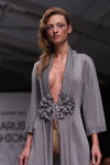 Alina Asievskaya. Desfile de Fur Garden — Belarus Fashion Week SS 2012 (looks: cárdigan de punto gris)