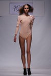 Modenschau von Natasha TSU RAN — Belarus Fashion Week SS 2012 (Looks: hautfarbener Body, pfirsichfarbener Body)