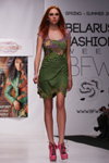 Modenschau von REPTILIA — Belarus Fashion Week SS 2012 (Looks: rote Haare)