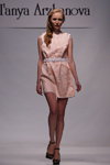 Modenschau von Tanya Arzhanova — Belarus Fashion Week SS 2012 (Looks: schwarze Pumps)