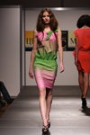 Эксклюзивный показ Белорусского Центра Моды SS2012 (наряды и образы: разноцветное платье, чёрные туфли)