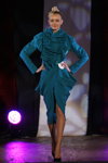 DзiKaVaTa 2011 (looks: aquamarine coat, nude sheer tights, black pumps)