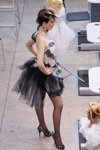 Выставка индустрии красоты и здоровья "Интерстиль 2011" (наряды и образы: чёрные колготки в сетку)