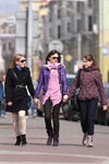 Moda en la calle en Minsk. 04/2011