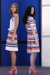 Pokaz ELEMA — BelTEXlegprom. Jesień 2012 (ubrania i obraz: sukienka z nadrukiem pasiasta, rzemień biały)