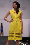 Показ нових колекцій дизайнерів Білоруського центру моди. Частина 1 (наряди й образи: жовта сукня-сорочка)