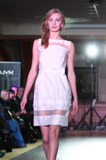BFC SS 2013 show. Part 2 (looks: white dress)