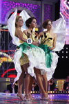 Finał — Miss Białorusi 2012 (ubrania i obraz: sandały srebrne; osoby: Wieranika Giszkeluk, Iryna Salanskaja)