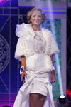 Olga Nikiforova. Finał — Miss Białorusi 2012 (ubrania i obraz: sukienka biała)