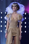 Anastasija Pogranicznaja. Finał — Miss Białorusi 2012 (ubrania i obraz: sukienka złota)