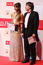 Awards ceremony. Belarusian Olympic champions. Part 1 (looks: gold dress, black men's suit, white shirt, black dress boot, red bow-tie; person: Lucie Lushchyk)