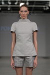 Показ Pohjanheimo — Riga Fashion Week SS13 (наряды и образы: серый топ, серые шорты)