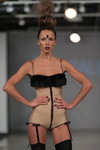 Pokaz Sockbox — Riga Fashion Week SS13 (ubrania i obraz: pończochy nylonowe czarne)