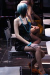 Женские причёски — Роза Ветров - HAIR 2012 (наряды и образы: чёрное платье, разноцветные волосы)