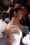 Fryzury ślubne — Róża Wiatrów - HAIR 2012 (ubrania i obraz: suknia ślubna biała)