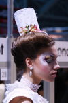Свадебный макияж — Роза Ветров - HAIR 2012 (наряды и образы: белое свадебное платье, белая шляпа)