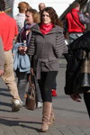Уличная мода в Минске. Октябрь 2012 (наряды и образы: чёрные джинсы)