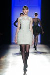 Показ Clarisse Hieraix — Aurora Fashion Week Russia SS14 (наряды и образы: чёрные прозрачные колготки, белое коктейльное платье)