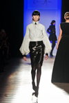Паказ Clarisse Hieraix — Aurora Fashion Week Russia SS14 (нарады і вобразы: чорныя калготкі, белая блуза, чорная спадніца)