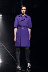 Показ Ianis Chamalidy — Aurora Fashion Week Russia SS14 (наряды и образы: фиолетовый плащ, чёрные брюки)