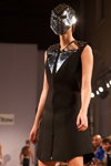 Modenschau von Leonid Titow — Aurora Fashion Week Russia AW13/14 (Looks: schwarzes Kleid)