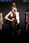 Präsentation von lidia.demidova — Aurora Fashion Week Russia SS14 (Looks: Burgunder farbenes Top, schwarzer Rock)