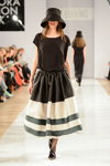 Desfile de Lilia Kisselenko — Aurora Fashion Week Russia AW13/14 (looks: sombrero negro)