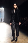 Pokaz Lilia Kisselenko — Aurora Fashion Week Russia SS14 (ubrania i obraz: spodnium czarne, botki czarne)