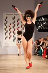 Pokaz Razgulyaev Blagonravova — Aurora Fashion Week Russia AW13/14 (ubrania i obraz: body czarne)