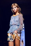 Modenschau von Spijkers en Spijkers — Aurora Fashion Week Russia SS14 (Looks: Bluse mit Vichy-Karomuster, Shorts mit Blumendruck)