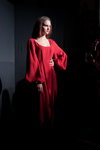 Presentación de Tallinn Fashion Week — Aurora Fashion Week Russia SS14 (looks: vestido rojo)