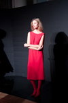 Презентация Tallinn Fashion Week — Aurora Fashion Week Russia SS14 (наряды и образы: красное платье, красные колготки)