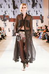 Показ Tanya Kotegova — Aurora Fashion Week Russia AW13/14 (наряды и образы: чёрное прозрачное платье-рубашка, чёрные прозрачные брюки, блонд (цвет волос))