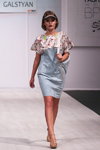 Modenschau von Karina Galstian — Belarus Fashion Week by Marko SS2014 (Looks: himmelblaues Kleid)