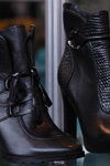 Новая коллекция обуви "Марко" 2013/14 (наряды и образы: чёрные сапоги)