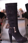 Новая коллекция обуви "Марко" 2013/14 (наряды и образы: замшевые чёрные сапоги)
