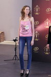 Anastasia Kapustina. Casting — Miss Supranational Belarus 2013. Teil 3 (Looks: rosanes Top, blaue Jeans)