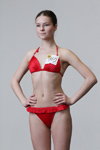 Sesja zdjęciowa w strojach kąpielowych — Miss Supranational Belarus 2013. Część 5 (ubrania i obraz: strój kąpielowy czerwony)