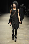 Pokaz BARBARA I GONGINI — Copenhagen Fashion Week SS13 (ubrania i obraz: sukienka czarna)