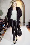 Показ Est. 1995 Benedikte Utzon Wardrobe — Copenhagen Fashion Week AW13/14 (наряди й образи: чорні туфлі, чорні брюки)
