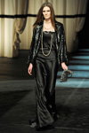 Desfile de By Malene Birger — Copenhagen Fashion Week AW13/14 (looks: vestido de noche negro)