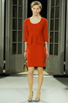Показ EDITH & ELLA — Copenhagen Fashion Week AW13/14 (наряды и образы: красное платье, чёрно-белые туфли)
