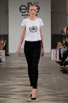 Дефиле финалисток Elite Model Look — Copenhagen Fashion Week SS14 (наряды и образы: белый топ, чёрные брюки, чёрные туфли)