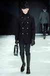 Показ Sand — Copenhagen Fashion Week AW13/14 (наряды и образы: чёрная водолазка, чёрное пальто, чёрные сапоги, чёрные брюки)