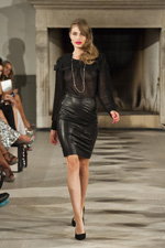 Показ Stasia — Copenhagen Fashion Week SS14 (наряды и образы: чёрная прозрачная блуза, чёрная юбка, чёрные туфли)