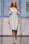 Pokaz Fabric Fancy — DnN SPbFW ss14 (ubrania i obraz: sukienka błękitna, sandały turkusowe)