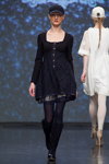 Pokaz Tatiana Kiseleva — DnN SPbFW ss14 (ubrania i obraz: rajstopy czarne, kozaki czarne)