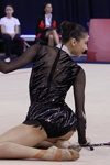 Cindy Lu, Aliya Protto — Puchar Świata 2013 (ubrania i obraz: trykot gimnastyczny czarny)