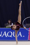 Kyriaki Alevrogianni. Kyriaki Alevrogianni — Weltcup 2013 (Looks: Burgunder farbener Gymnastikanzug)