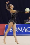 Zeynep Küsem — Puchar Świata 2013 (ubrania i obraz: trykot gimnastyczny czarny)